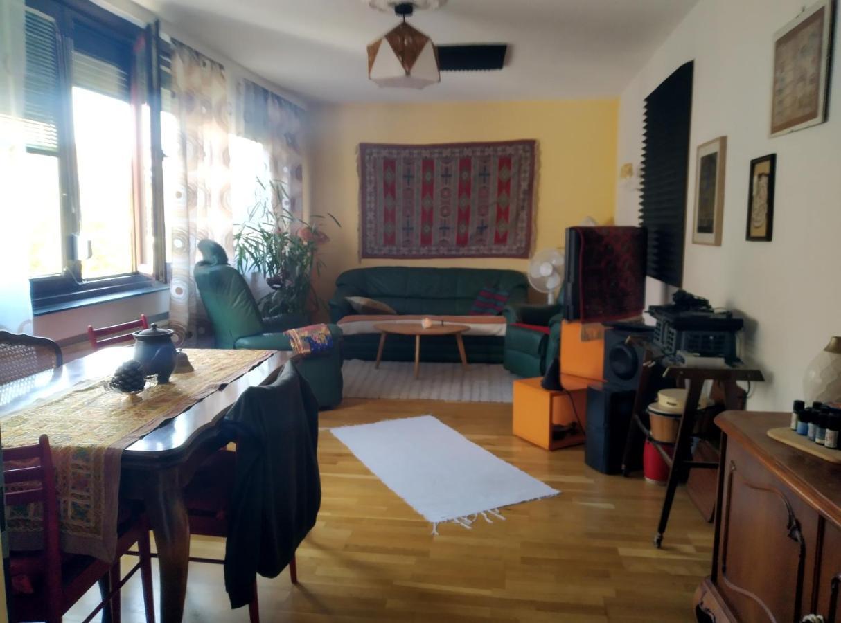 Nettes Apartment Im 14Ten Bezirk In Wien 외부 사진
